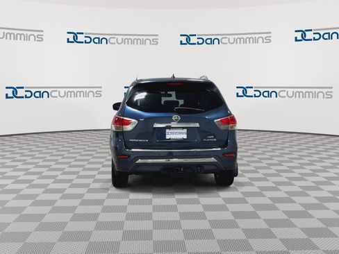 Used 2015 Nissan Pathfinder Platinum w/ Family Entertainment Package AWD/4WD image 8