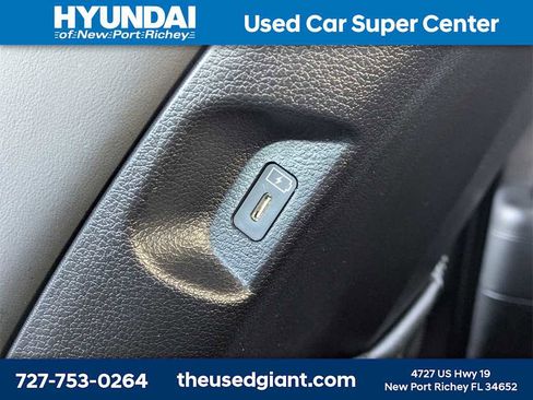 Used 2023 Hyundai Palisade SEL w/ Cargo Package image 21