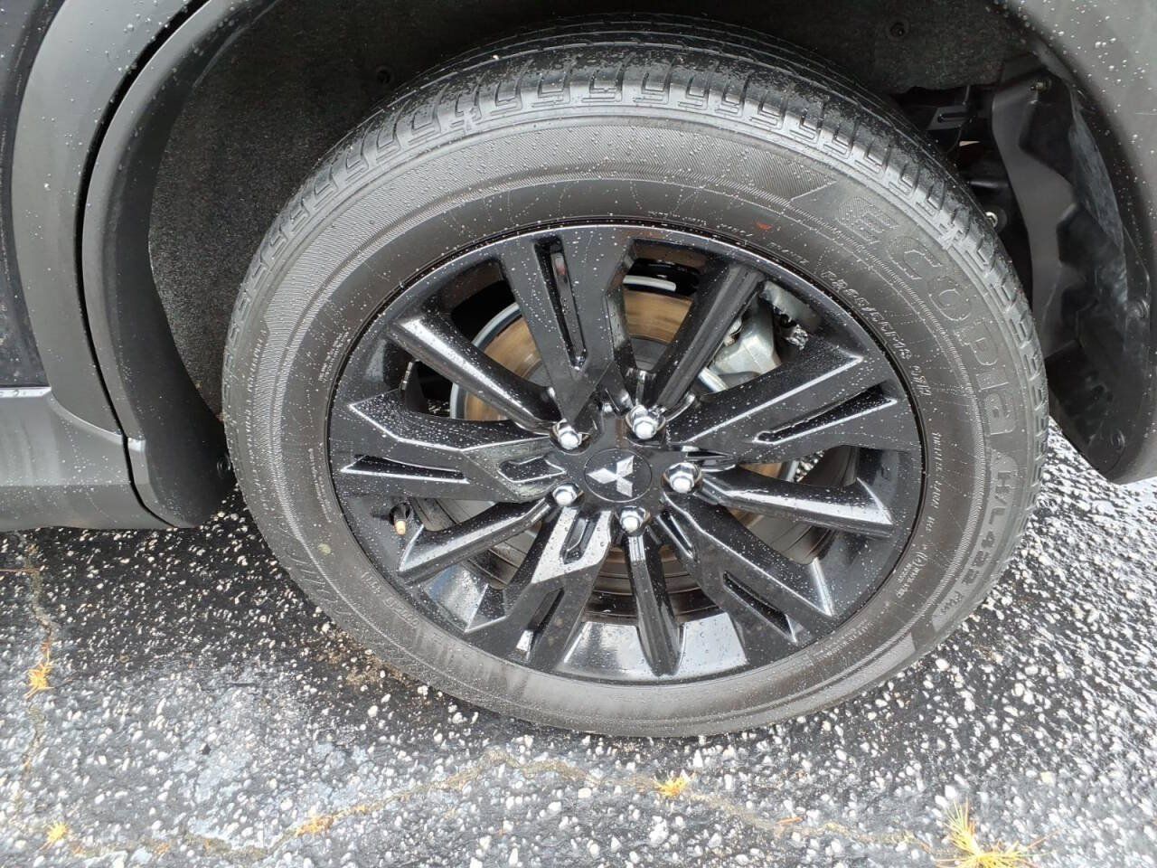 Used 2024 Mitsubishi Eclipse Cross LE AWD/4WD image 10