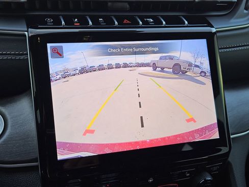 New 2025 Jeep Grand Cherokee Limited image 19