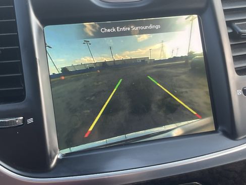 Used 2020 Chrysler 300 Limited RWD image 22