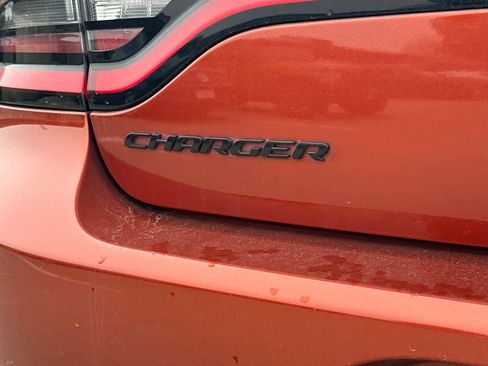 Used 2021 Dodge Charger SXT w/ Blacktop Package image 15