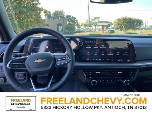 New 2026 Chevrolet Suburban Premier w/ Sun And Tow Package image 21