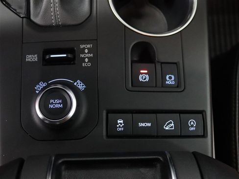 Used 2022 Toyota Highlander XSE image 19