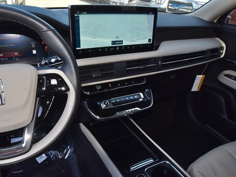 New 2026 Lincoln Corsair Reserve image 26