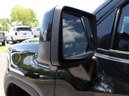 Used 2026 GMC Sierra 1500 AT4 w/ AT4 Premium Package AWD/4WD image 20