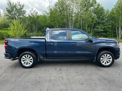 Used 2022 Chevrolet Silverado 1500 Custom AWD/4WD image 6