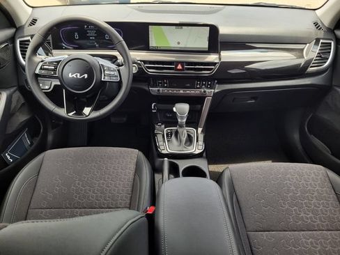 New 2026 Kia Seltos S FWD image 13
