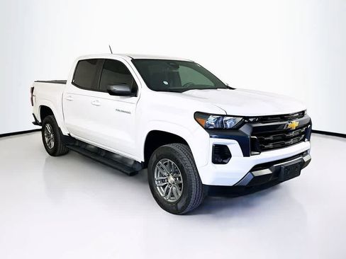 Used 2023 Chevrolet Colorado LT w/ LT Convenience Package AWD/4WD image 24
