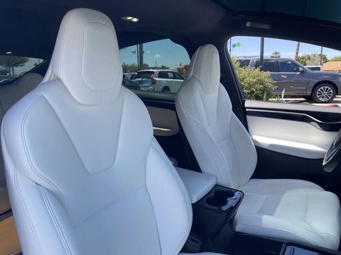 Used 2018 Tesla Model X 100D AWD/4WD image 11