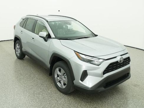 Certified 2025 Toyota RAV4 LE image 29