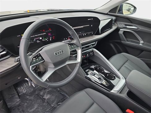 Certified 2025 Audi Q5 Premium w/ Convenience Package image 16