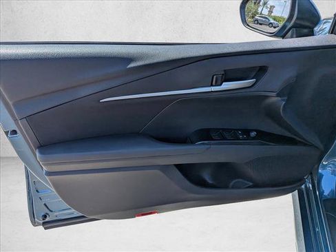 Used 2025 Toyota Camry LE FWD image 9