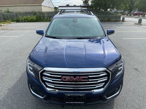 Used 2022 GMC Terrain SLT image 3