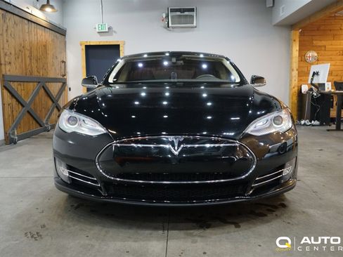 Used 2013 Tesla Model S Performance RWD image 2