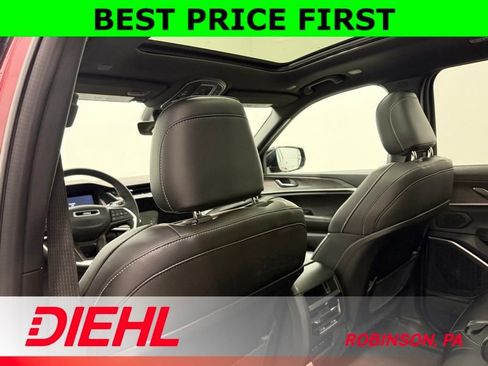 New 2026 Jeep Grand Cherokee Limited AWD/4WD image 19