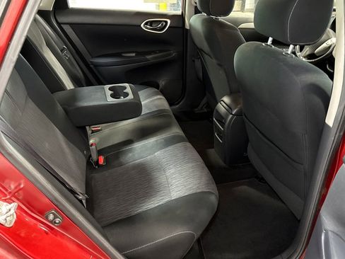 Used 2015 Nissan Sentra SV FWD image 12