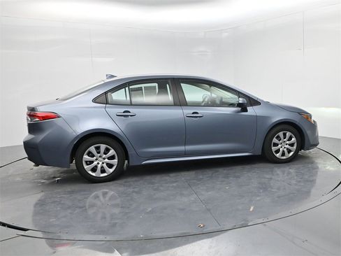 Used 2023 Toyota Corolla LE image 8