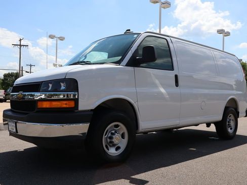 New 2025 Chevrolet Express 2500 w/ Driver Convenience Package image 5