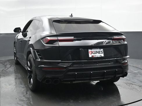 Used 2024 Lamborghini Urus S image 6