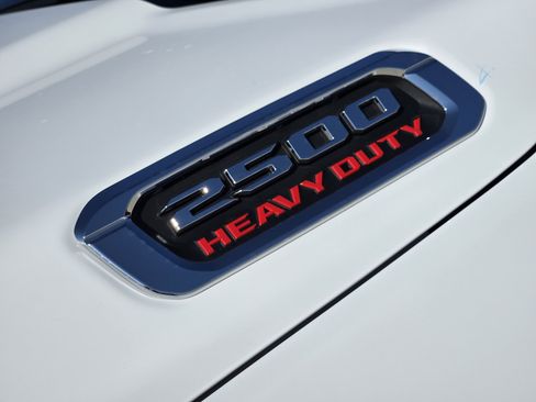 New 2026 RAM 2500 Tradesman w/ Chrome Appearance Group AWD/4WD image 8