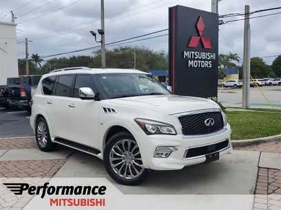 Used 2017 INFINITI QX80 4WD w/ Deluxe Technology Package