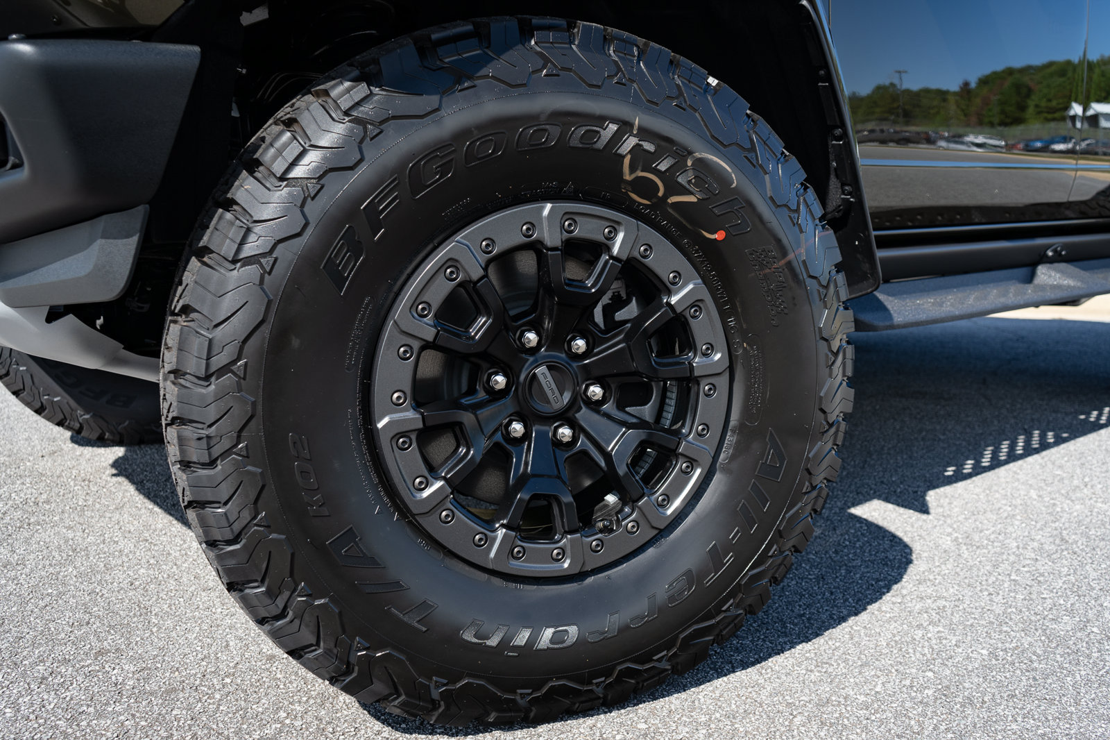 New 2026 Ford Bronco Raptor w/ Interior Carbon Fiber Pack AWD/4WD image 7
