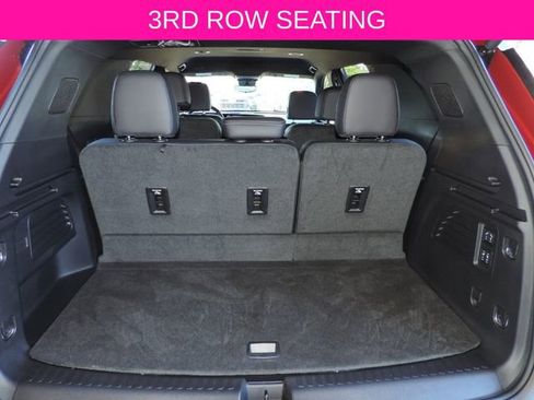 Certified 2025 Chevrolet Traverse High Country w/ LPO, Floor Liner Package FWD image 17
