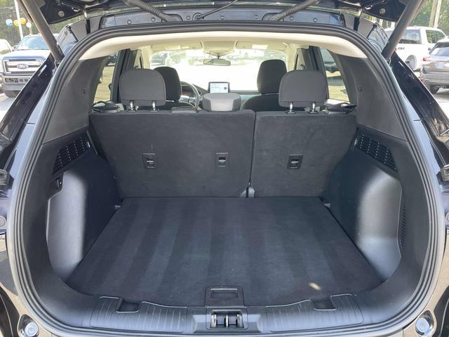 Used 2024 Ford Escape Active w/ Cold Weather Package FWD image 8