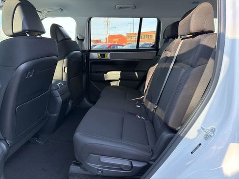 New 2026 Hyundai Santa Fe SE AWD/4WD image 19