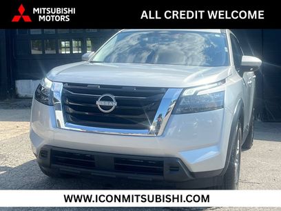 Used 2025 Nissan Pathfinder SV