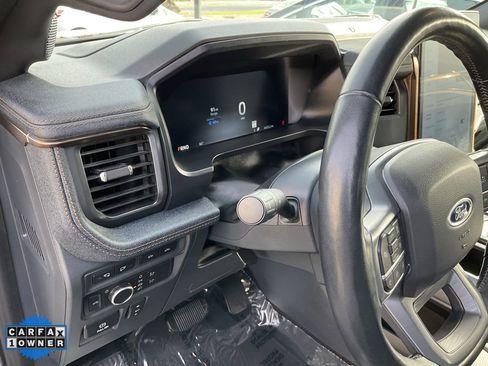 Used 2022 Ford F150 Lightning Lariat image 23