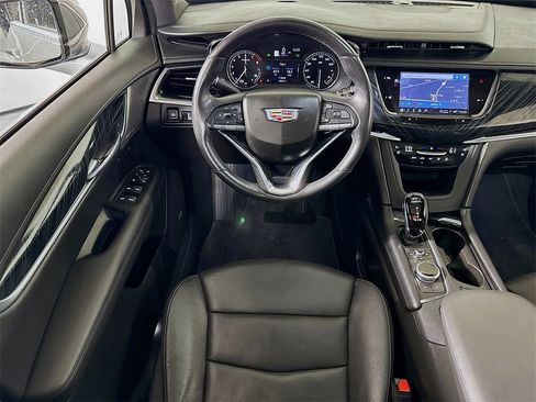 Used 2023 Cadillac XT6 Premium Luxury image 22