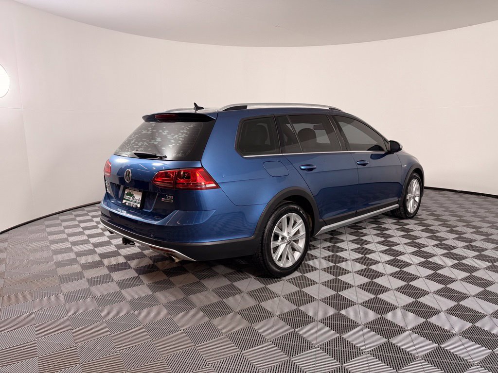 Used 2017 Volkswagen Golf Alltrack S AWD/4WD image 9