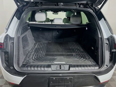 Used 2023 Land Rover Range Rover Sport SE image 28