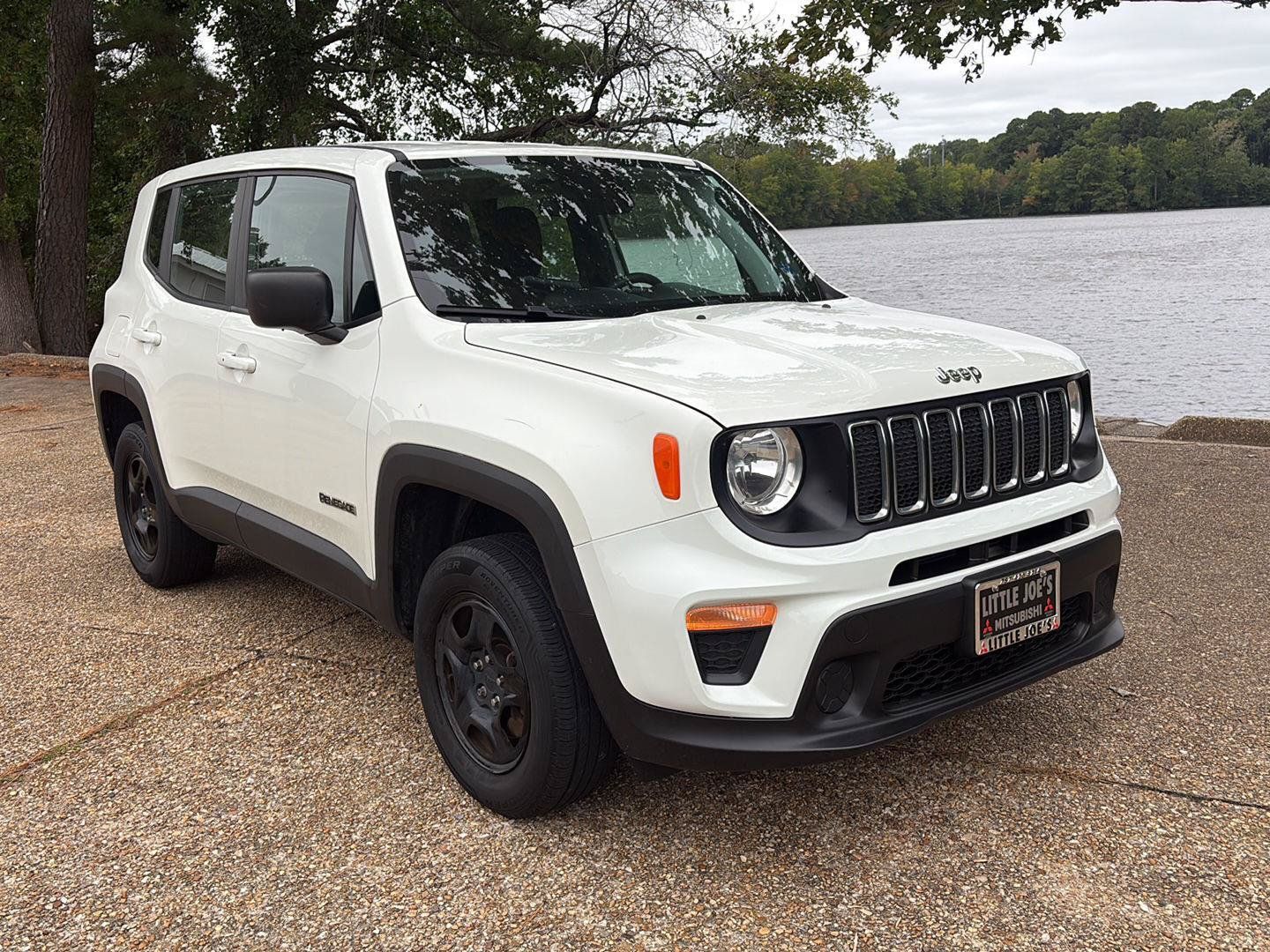 Used 2019 Jeep Renegade Sport w/ UConnect 7.0 Group AWD/4WD image 1