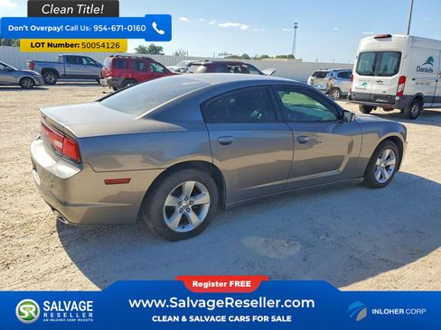 Used 2011 Dodge Charger SE image 4
