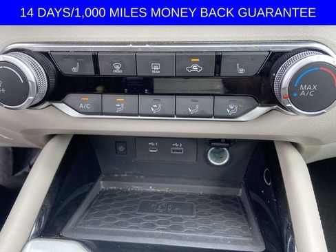 Used 2024 Nissan Altima 2.5 SV w/ SV Premium Package FWD image 20