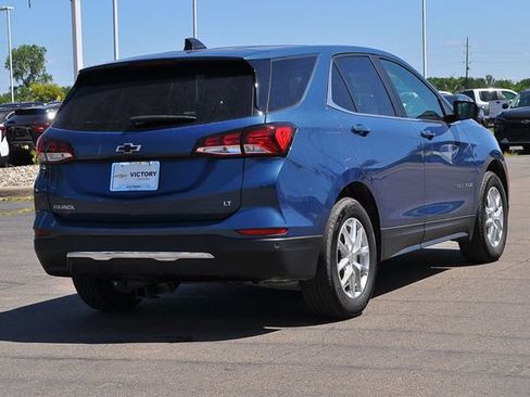 Used 2024 Chevrolet Equinox LT w/ LPO, Floor Liner Package FWD image 3