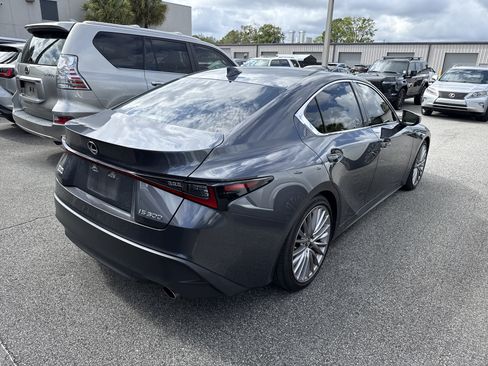 Used 2022 Lexus IS 300 w/ Premium Package RWD image 4