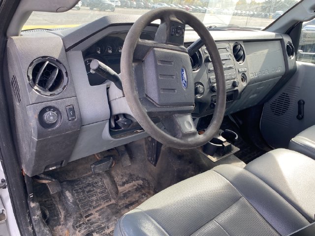 Used 2011 Ford F250 XL w/ XL Value Pkg RWD image 5