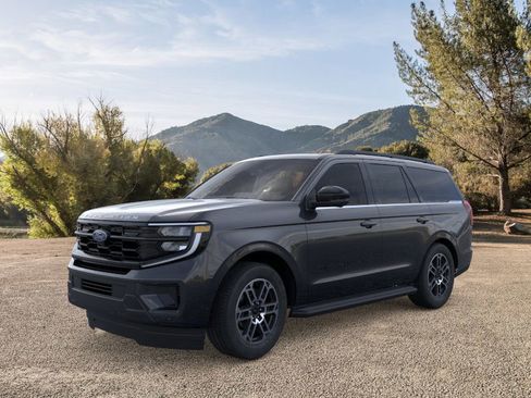 New 2025 Ford Expedition Active image 1
