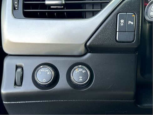 Used 2019 Chevrolet Tahoe LS image 13