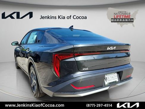 New 2026 Kia K4 FWD image 7