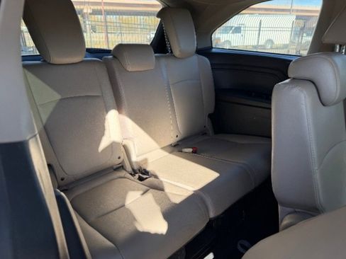 Used 2019 Honda Odyssey EX-L image 13