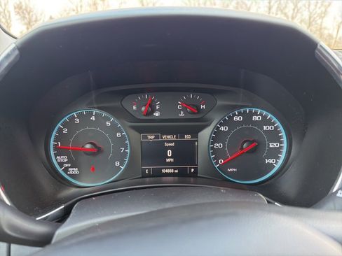 Used 2018 Chevrolet Equinox LT image 27