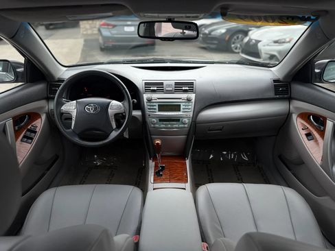Used 2009 Toyota Camry LE image 21