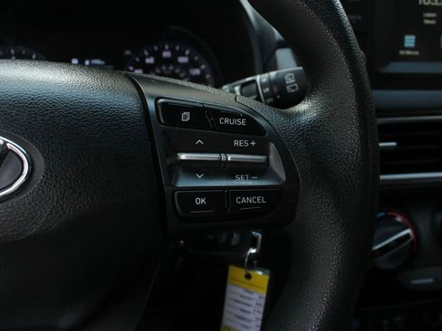 Used 2021 Hyundai Kona SE image 29