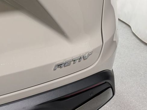 New 2026 Chevrolet Trax ACTIV w/ Sunroof Package FWD image 5