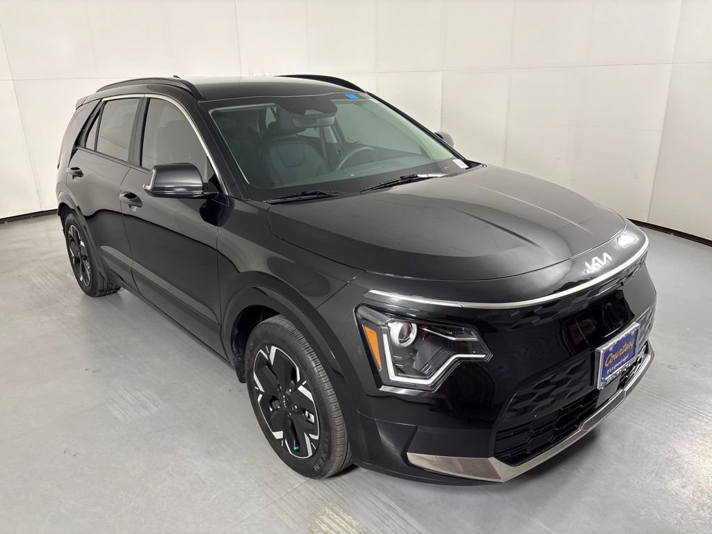 Used 2025 Kia Niro Wind FWD image 2
